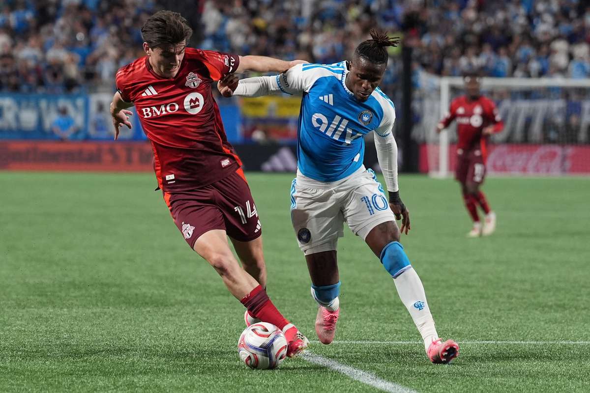 Oficial: Wilfried Zaha abandona o Charlotte FC da MLS após desilusão no Mundial-2026