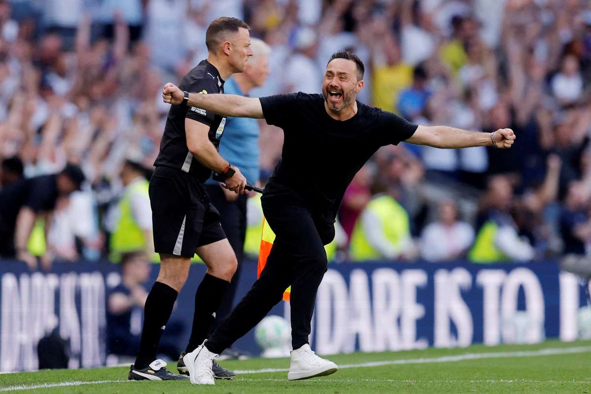 De Zerbi pede à direção do Tottenham para investir e formar "uma equipa de elite"