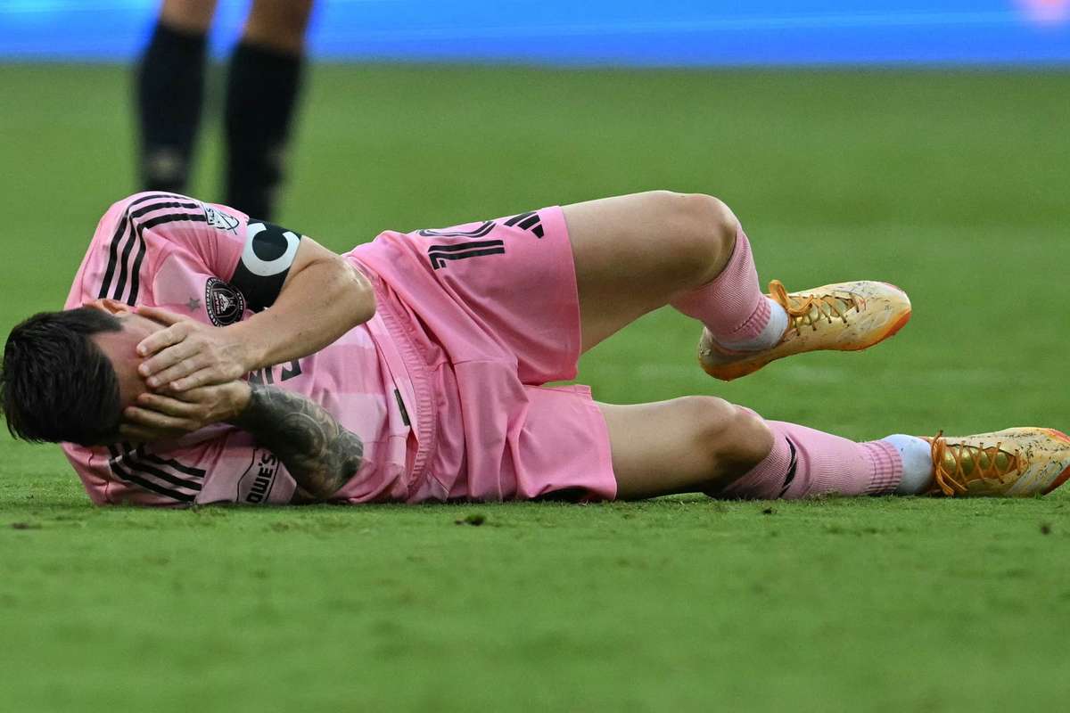 Inter Miami triunfa em jogo de 10 golos, mas Messi sente desconforto muscular e preocupa Argentina