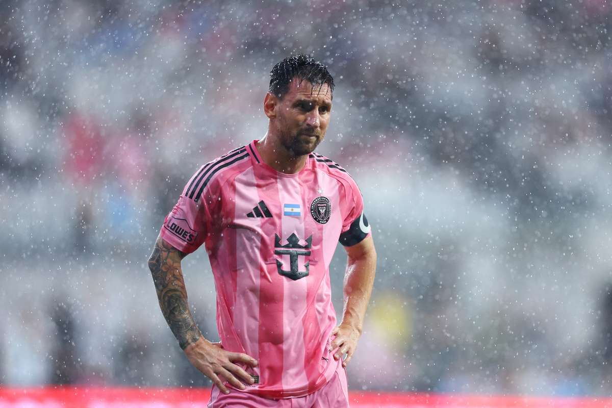 Messi opouští zápas kvůli obavám ze zranění před Mistrovstvím světa
