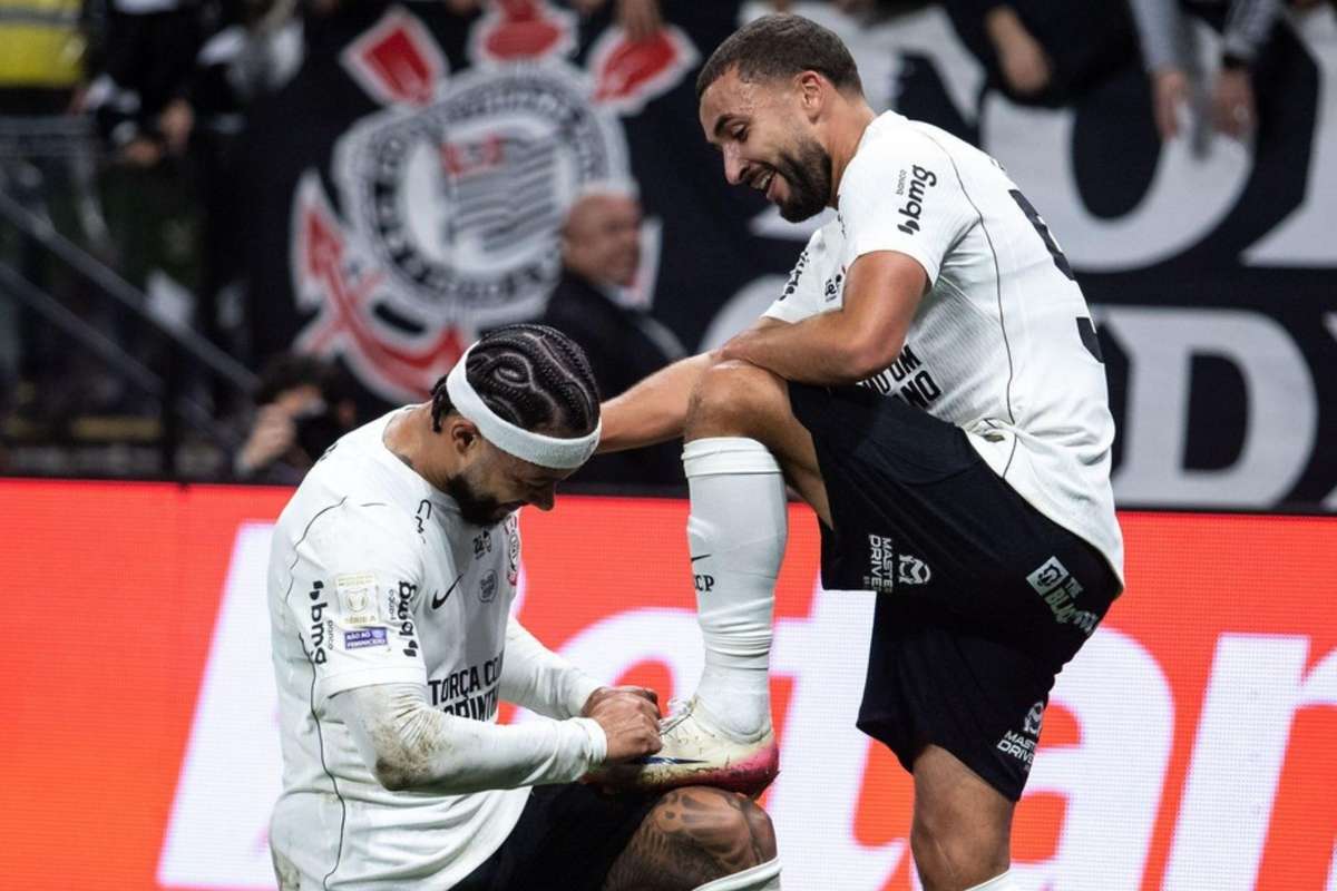 Brasileirão: Corinthians vence Atlético Mineiro com grande golo de Zakaria e regresso de Memphis (1-0)