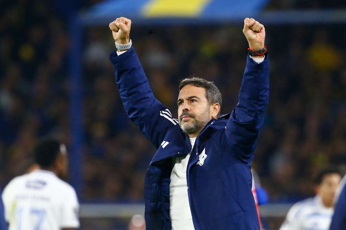 Cruzeiro renasce com Artur Jorge no Brasileirão após início desastroso de Tite