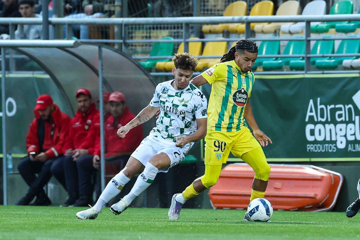 Oficial: Diogo Travassos confirma despedida do Sporting