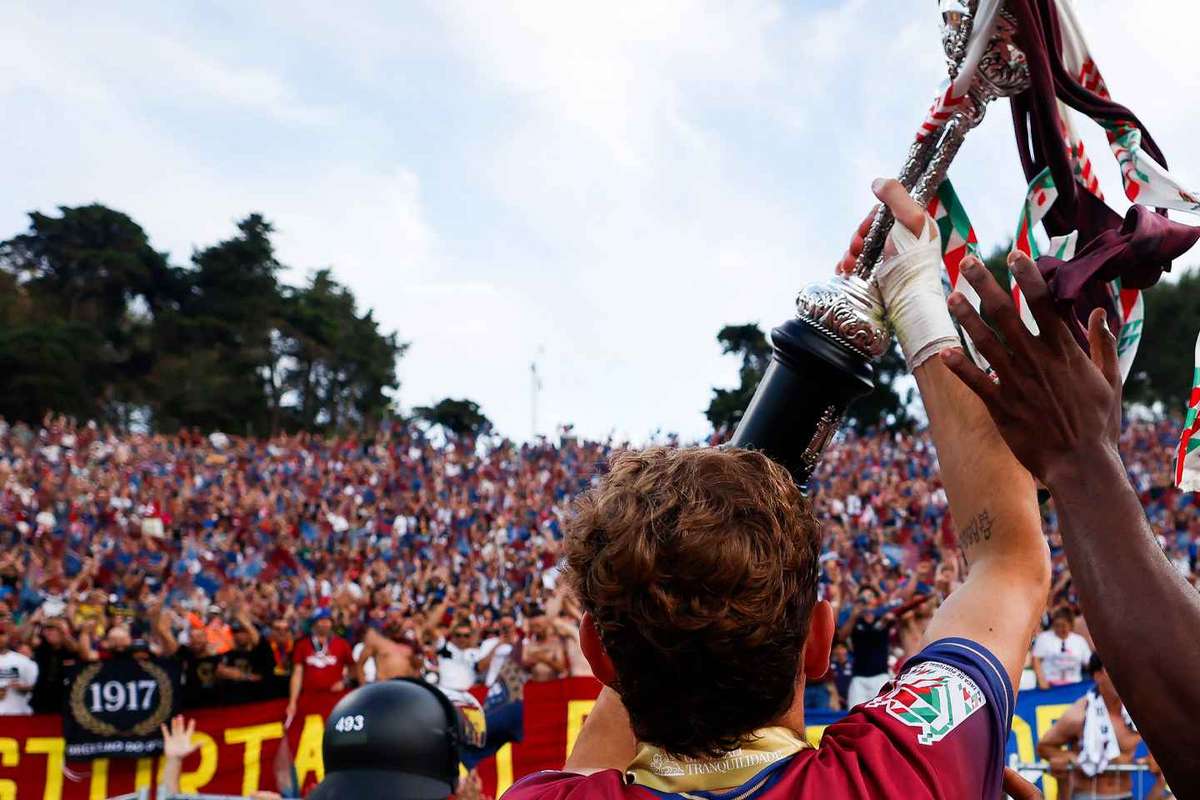 Taça de Portugal: Torreense une-se ao troféu nas celebrações da vitória na cidade