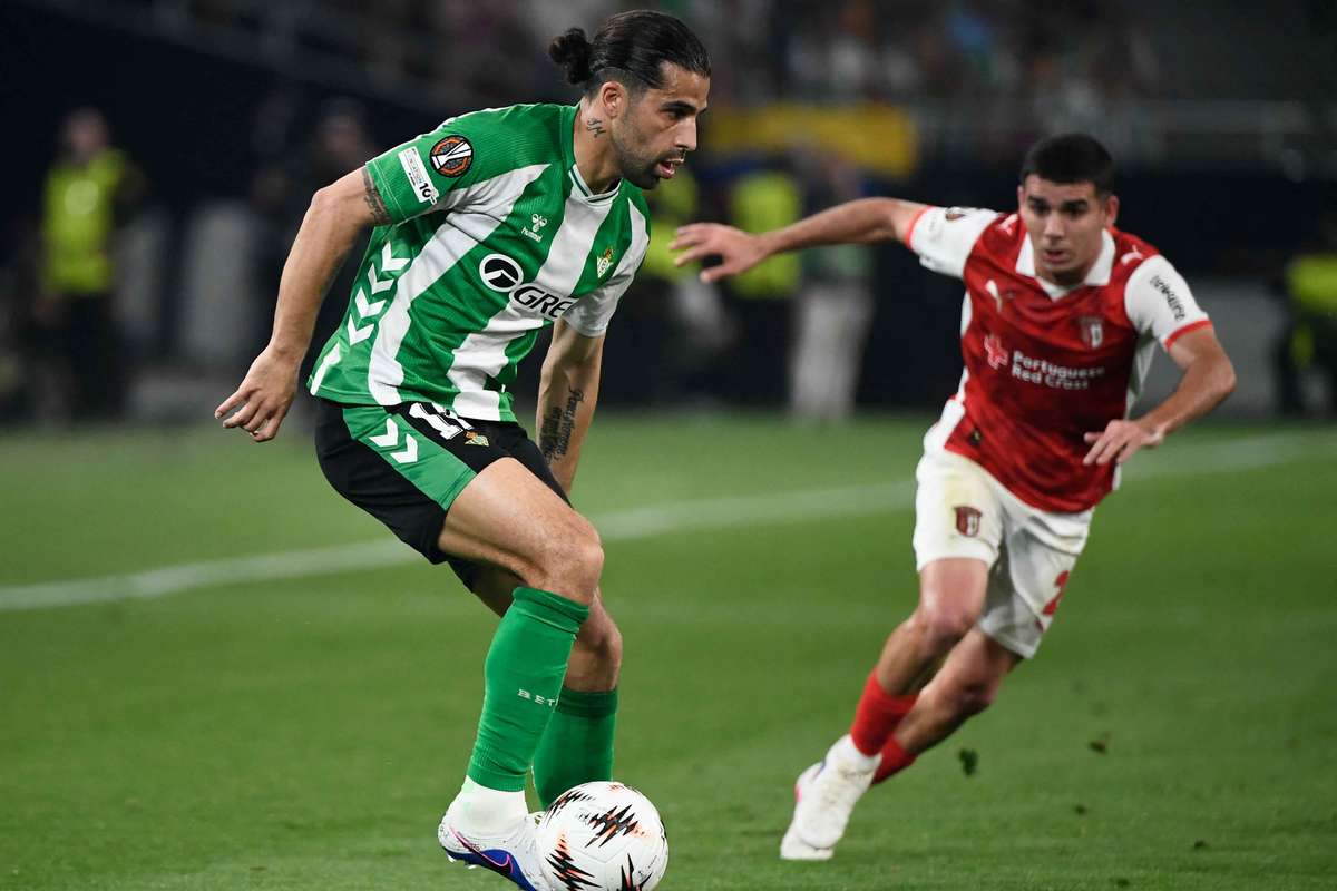 Ricardo Rodríguez deixa o Betis