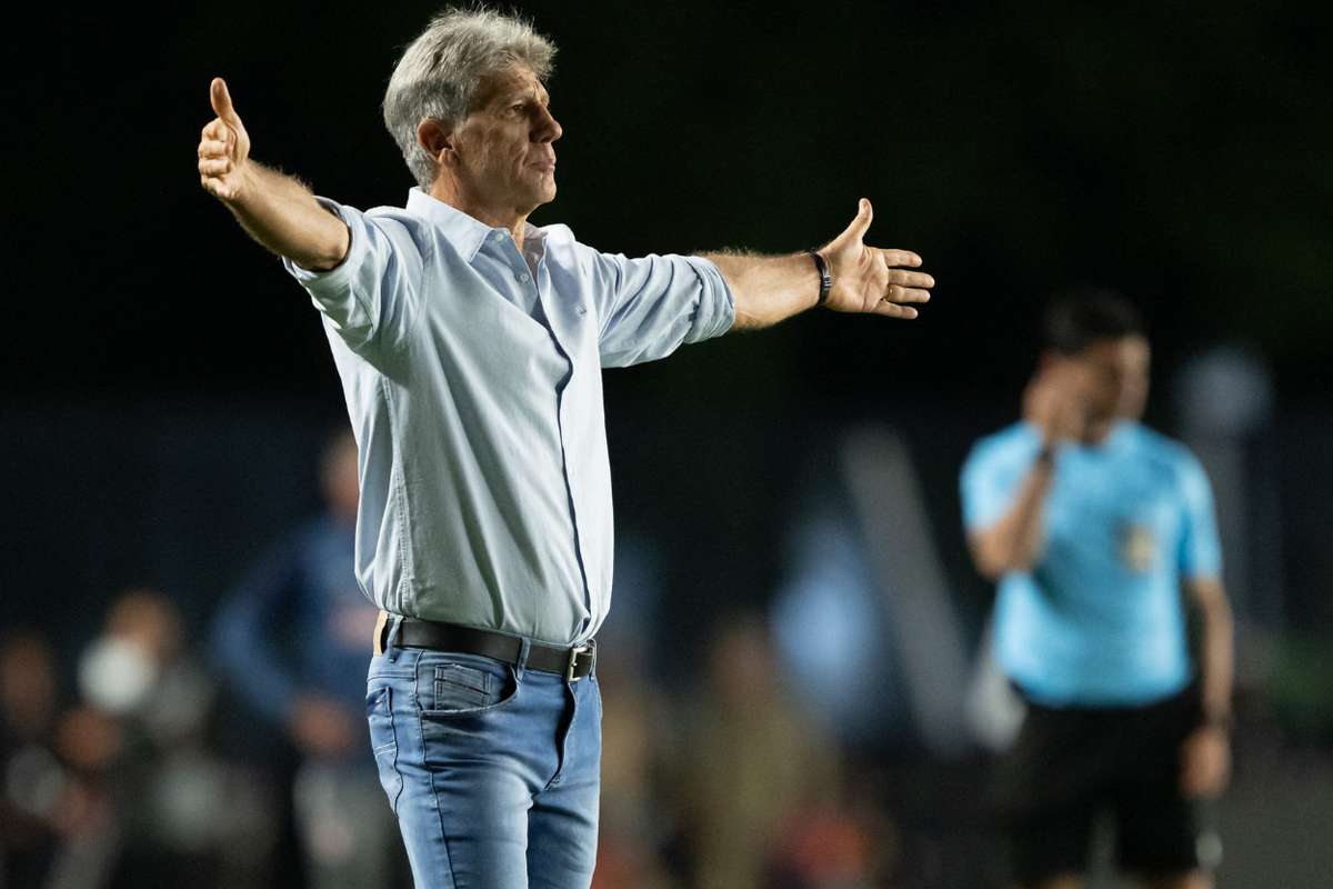 Vasco protege Renato Gaúcho após nova derrota e assegura permanência do treinador