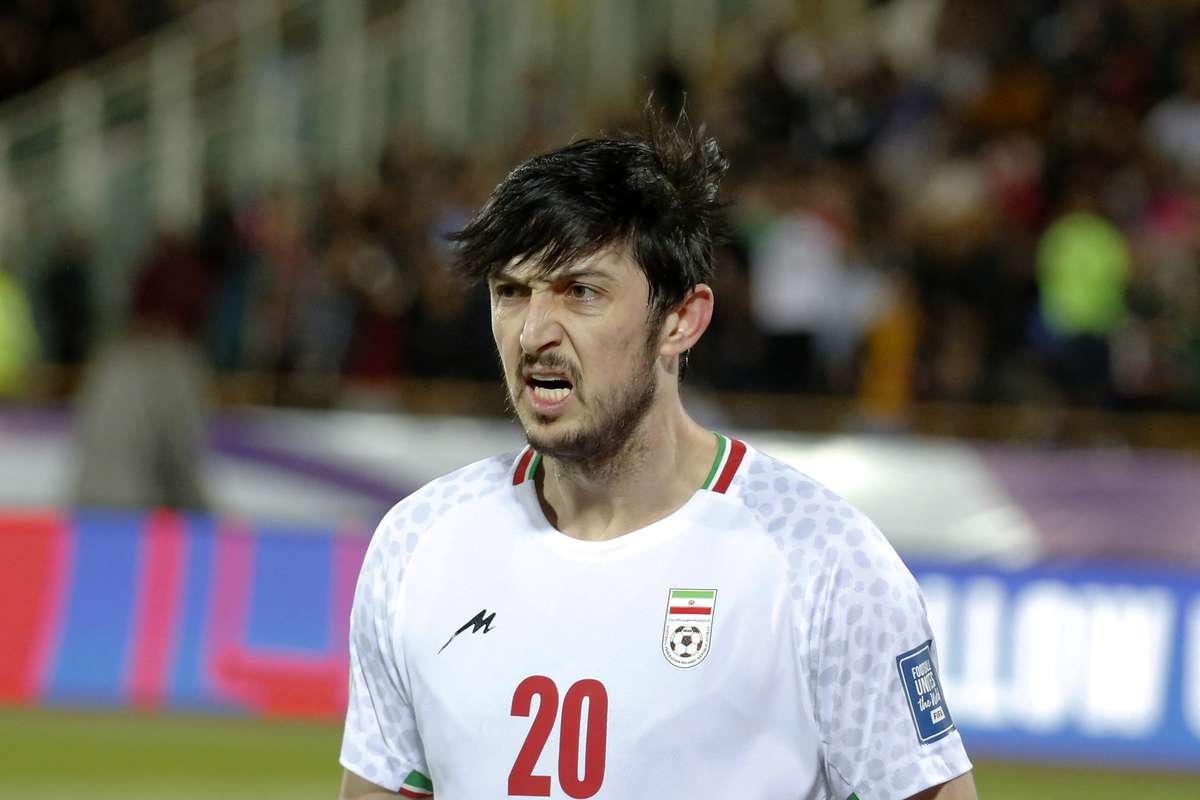 Un vice-président iranien demande le retour de l'attaquant star Azmoun en équipe nationale