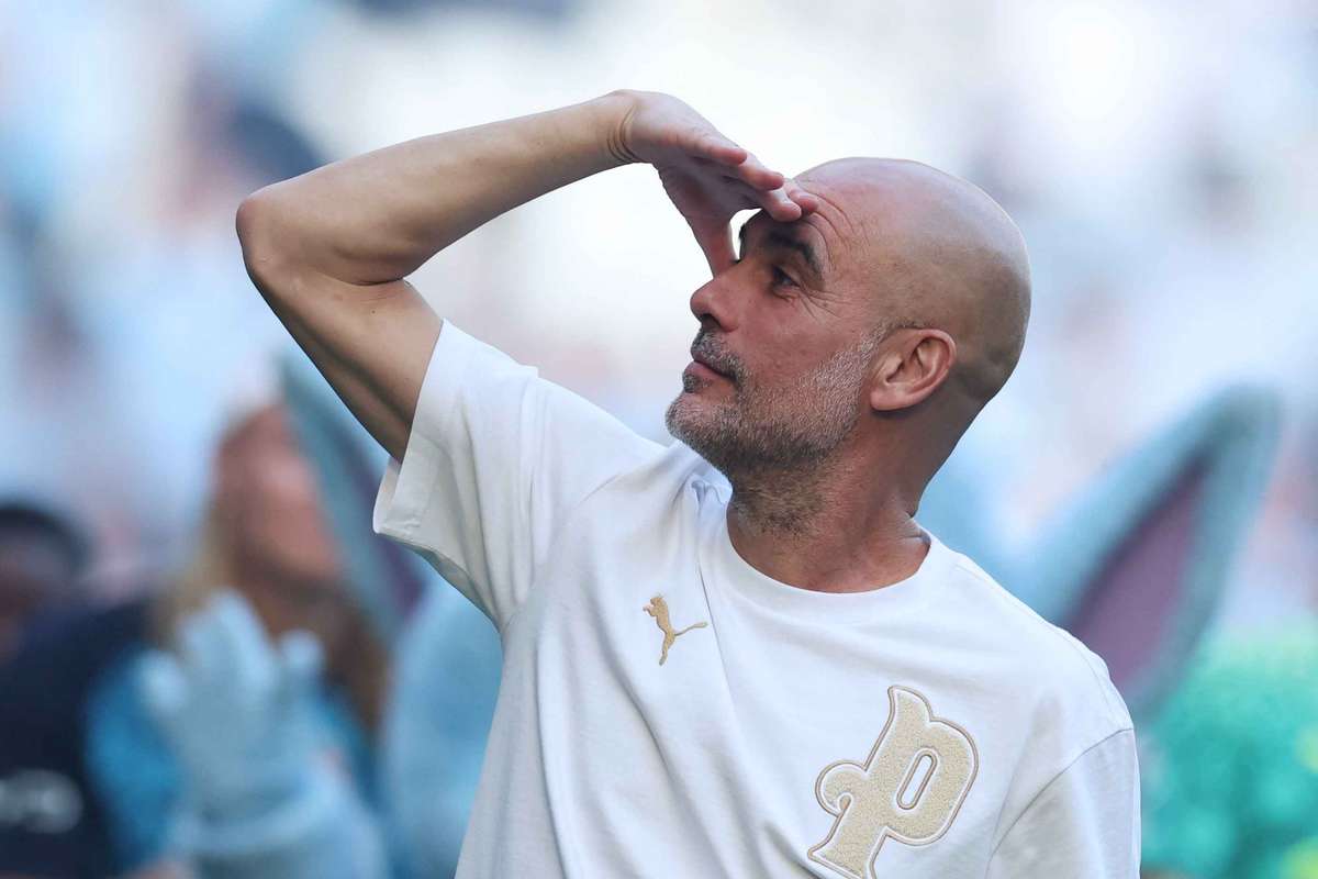 Emocionado, Guardiola admite que saída do Manchester City é a “decisão certa”