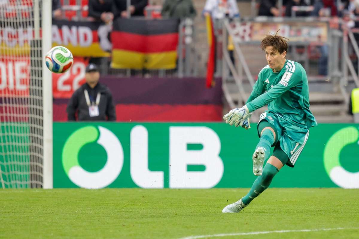 DFB-Frauen: Torhüterin Berger im Kader – Ziel: "Gruppe als Erster abschließen"