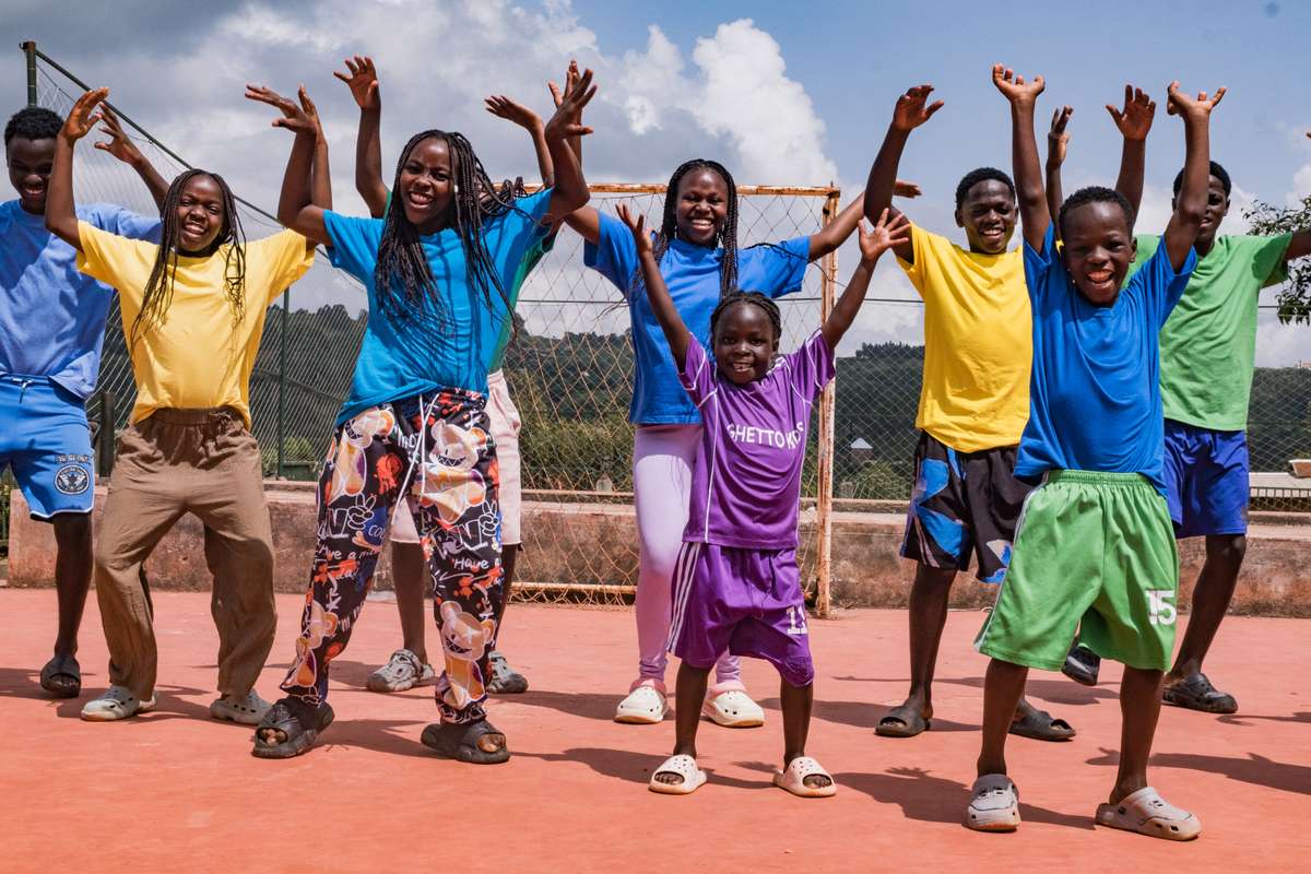 Los 'Ghetto Kids' de Uganda, ansiosos por actuar junto a Shakira en el Mundial
