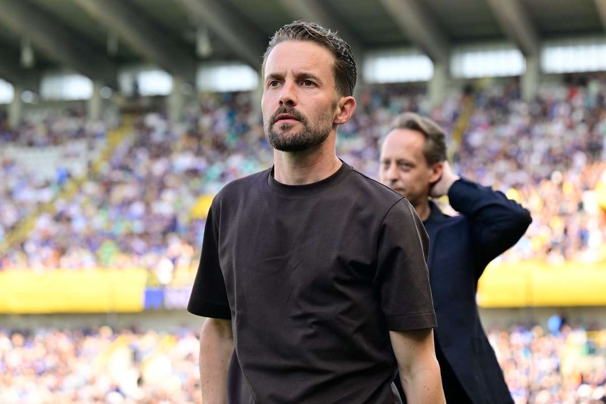 'Divan izazov': Fajenoord predstavio Devi Rigoa kao novog tehničkog direktora