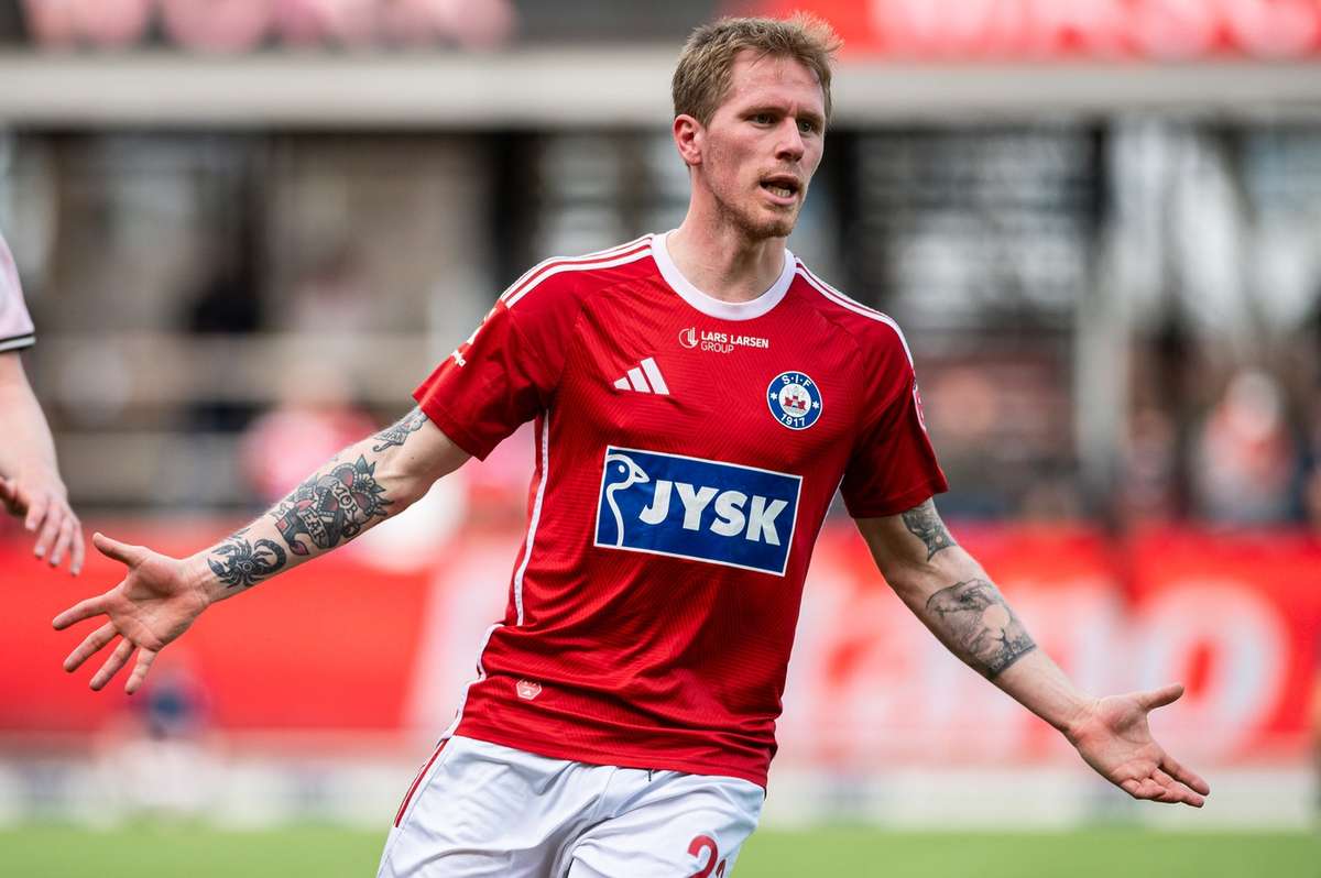 Rapid Vienna contracteert spits Tonni Adamsen van Silkeborg voor twee jaar
