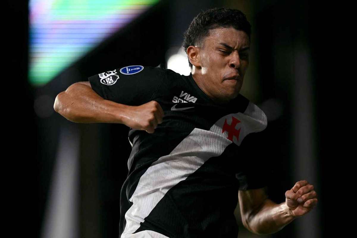 Vasco cumpre a sua parte e vence o Barracas Central, mas segue para os playoffs da Sul-Americana