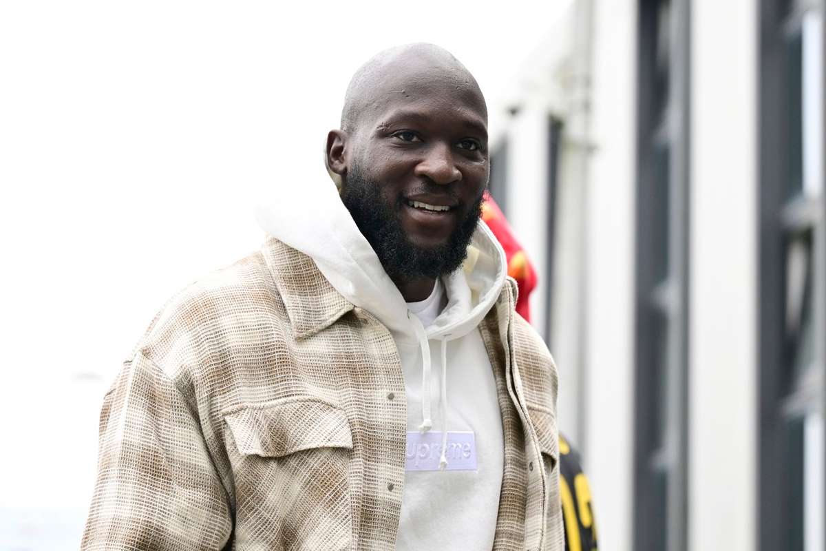 Lukaku desvenda que a Bélgica pretendia um ícone do Arsenal como substituto de Roberto Martínez