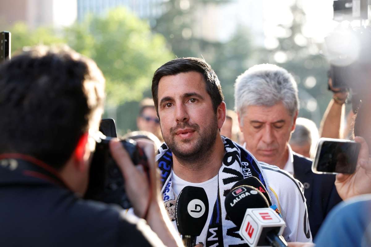 Riquelme replica a Florentino: "Con Calderón en el cargo, yo solo tenía 15 años"