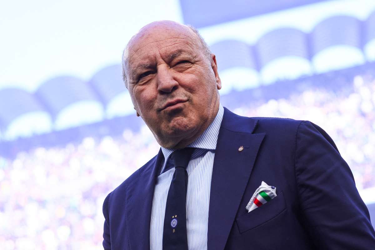 Giuseppe Marotta, dirigente do Inter de Milão, assegura que Bastoni permanece: "É um património nosso e do futebol"