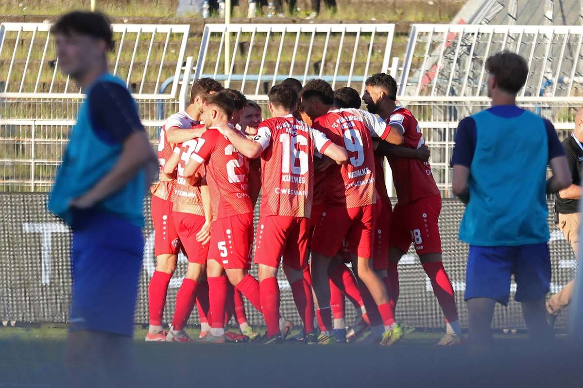 Würzburg feiert Sieg in Leipzig: Aufstieg in die 3. Liga rückt näher