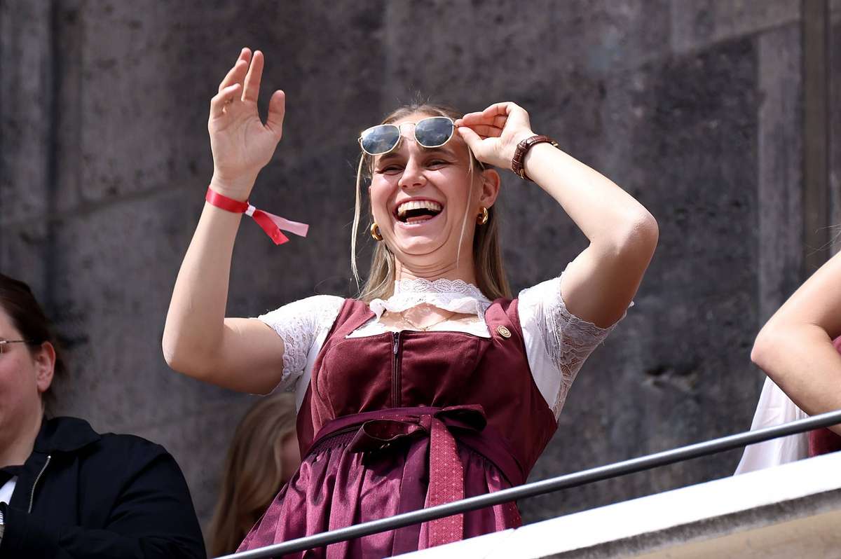 Barça geht leer aus - Klara Bühl verkündet Verbleib in München