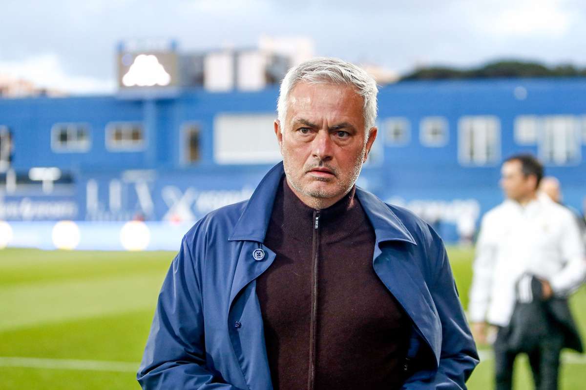 Mourinho reportedly signs three-year contract to become Real Madrid manager for the second time