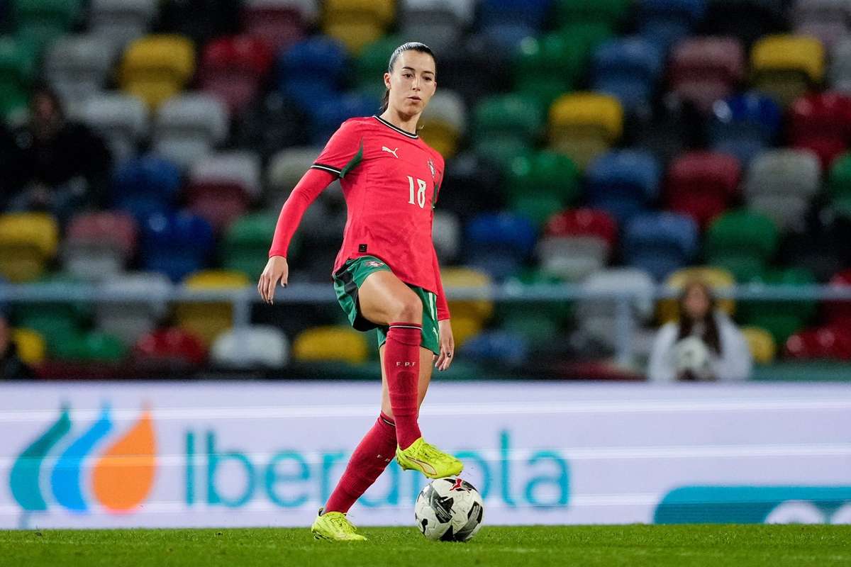 Feminino: internacional portuguesa Carolina Correia negocia ida para a Fiorentina