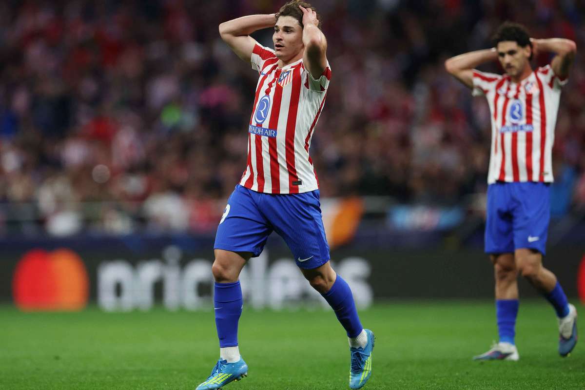 Atletico Madrid ostře zaútočili na Barcelonu kvůli zájmu o Juliána Álvareze