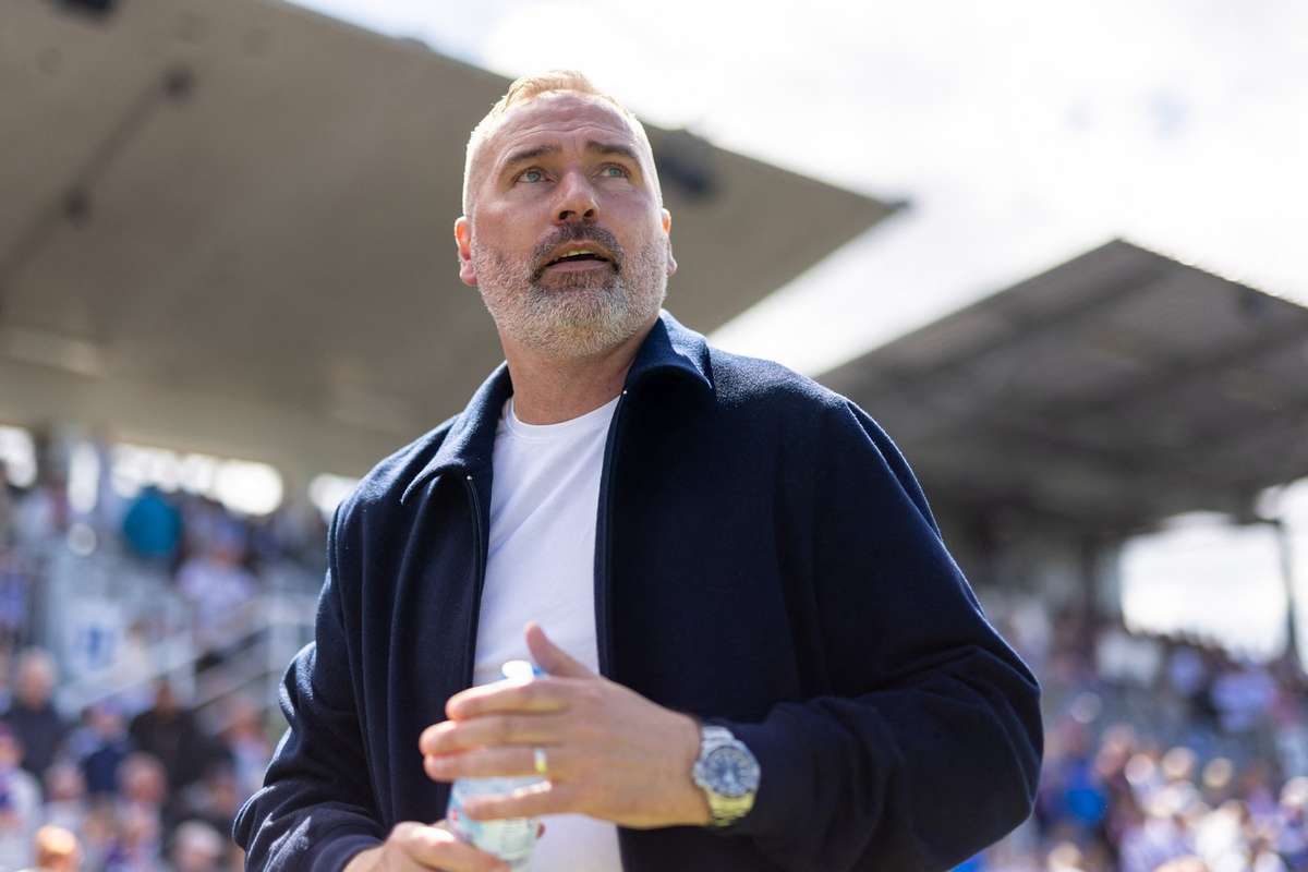 Tim Walter erteilt dem VfL Wolfsburg eine Absage und bleibt Trainer in Kiel