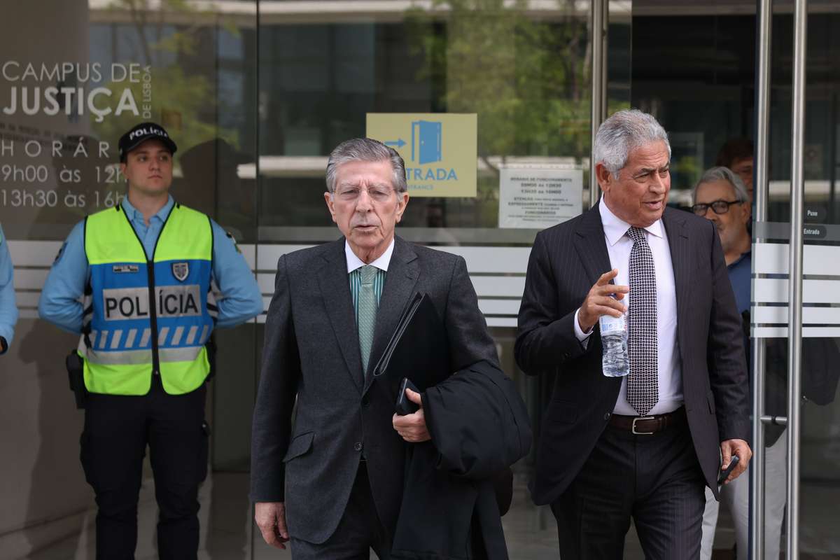Ministério Público recorre da absolvição do Benfica e de Vieira no processo Saco Azul