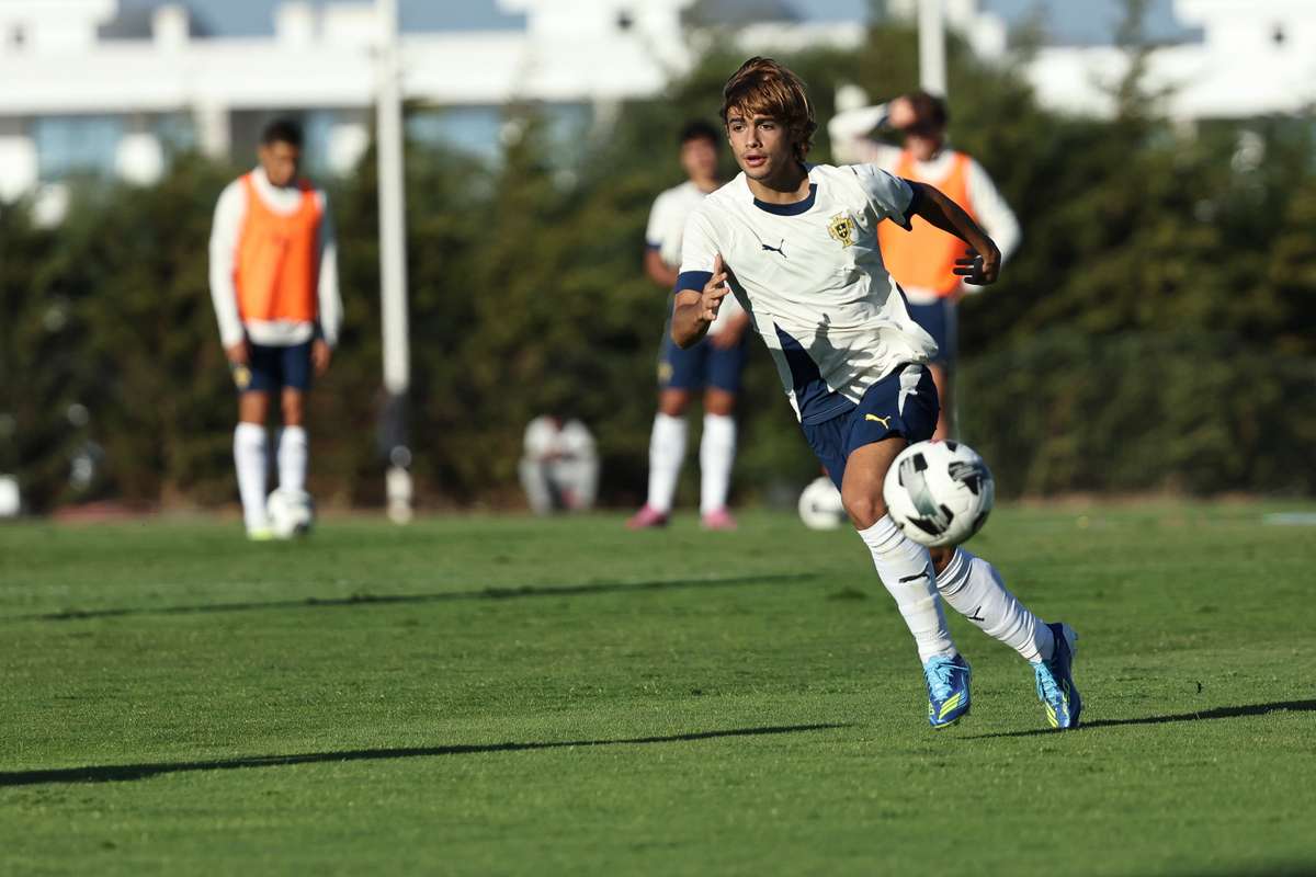 Sub-21: Rodrigo Mora (FC Porto) dispensado devido a problemas físicos