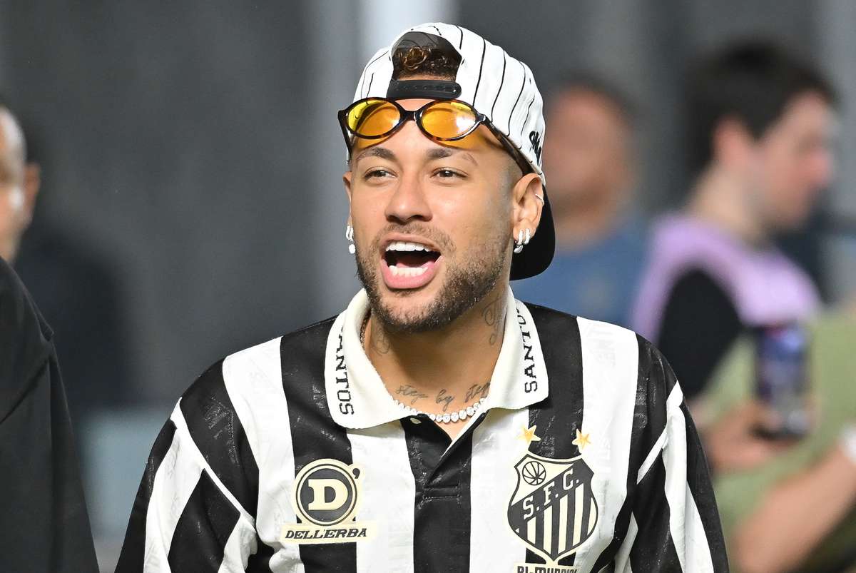 Brazil manager Carlo Ancelotti says Neymar expected to pass fitness test before World Cup