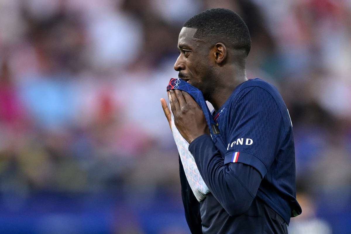 Dembélé a révélé après la finale qu'il est sorti en raison de crampes