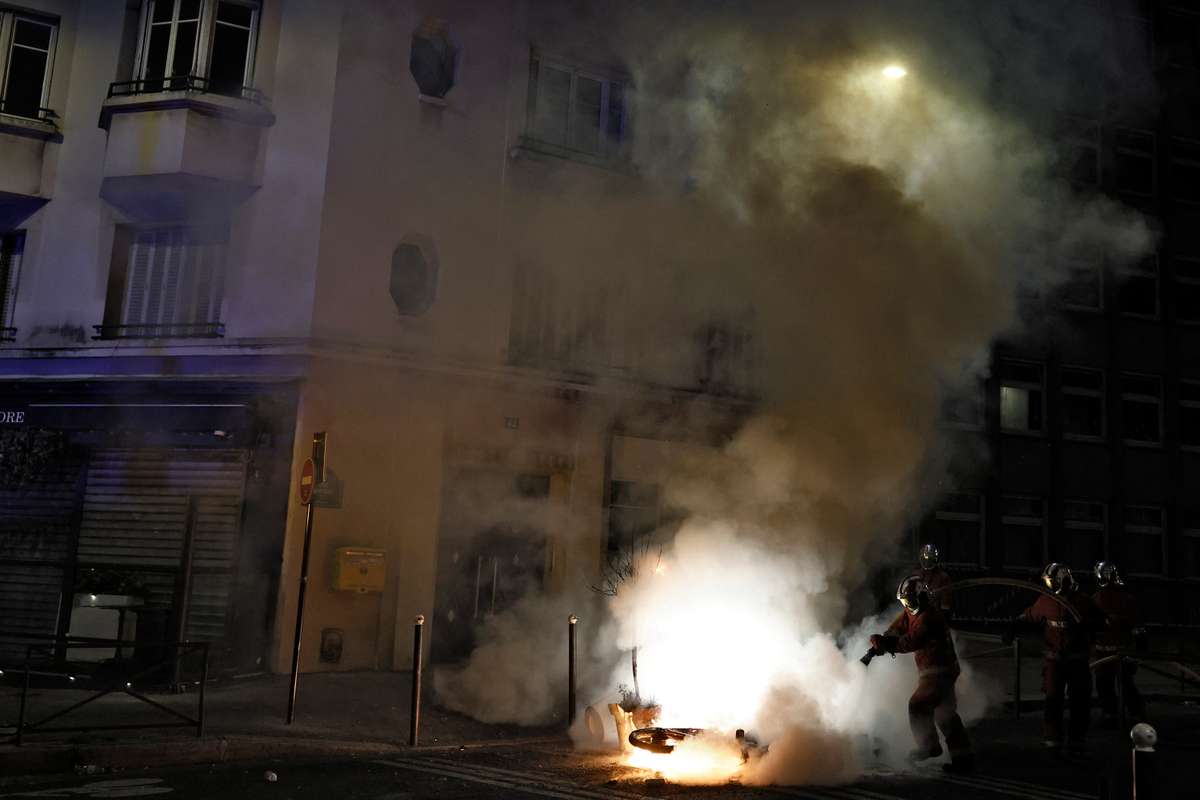 Several hundred arrested in Paris as locals leave city in chaos after UCL final win