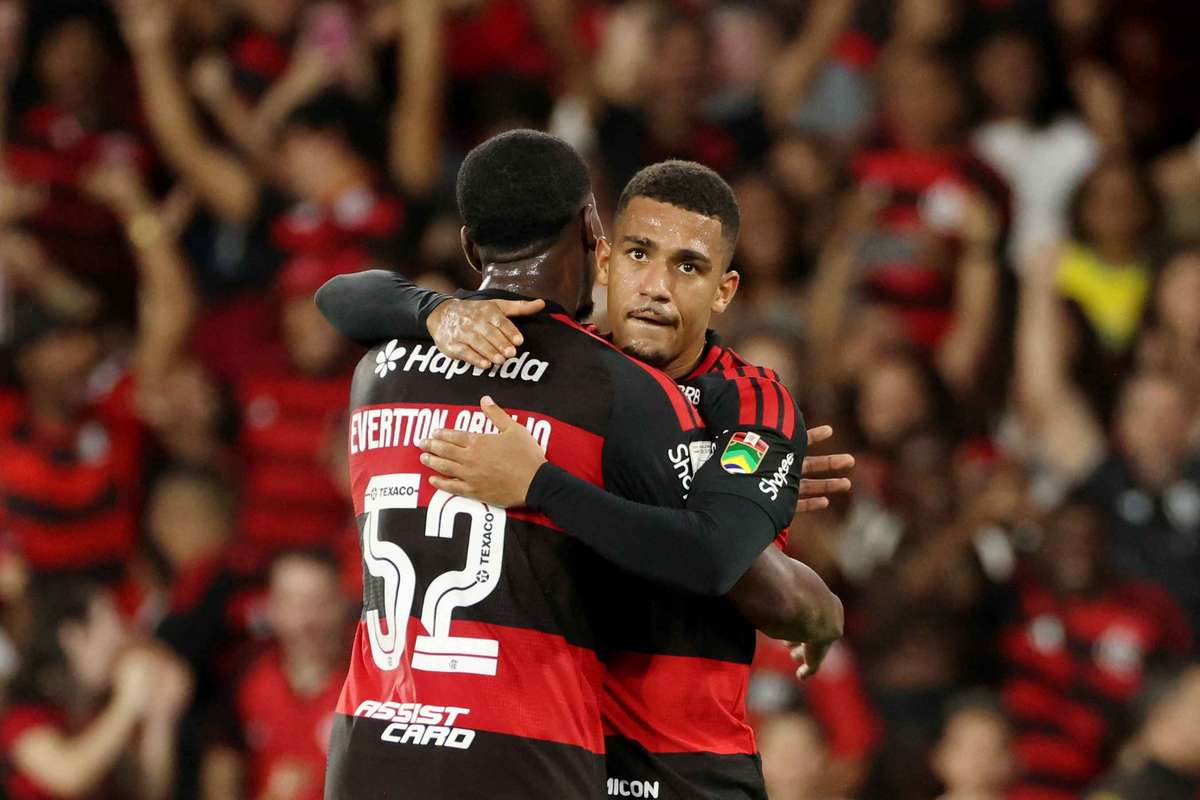 El Flamengo supera al Coritiba, el Santos vence sin Neymar y el Gremio cae derrotado