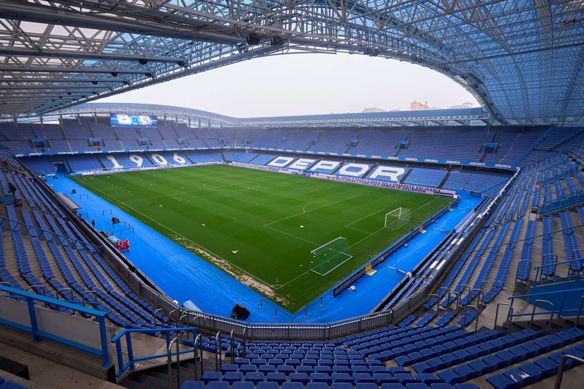 El encuentro España Irak del jueves en Riazor, amenazado por el mal estado del césped
