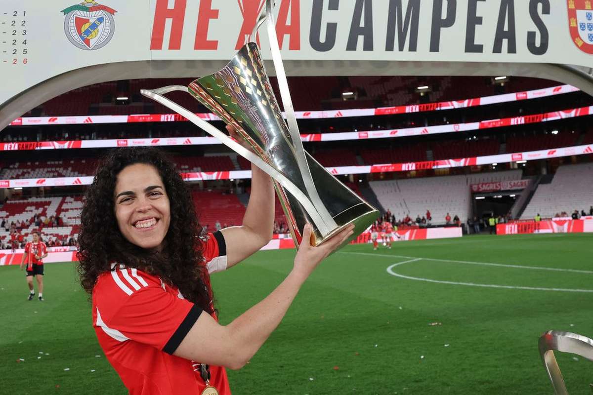 Feminino: Andrea Falcón rescinde com o Benfica