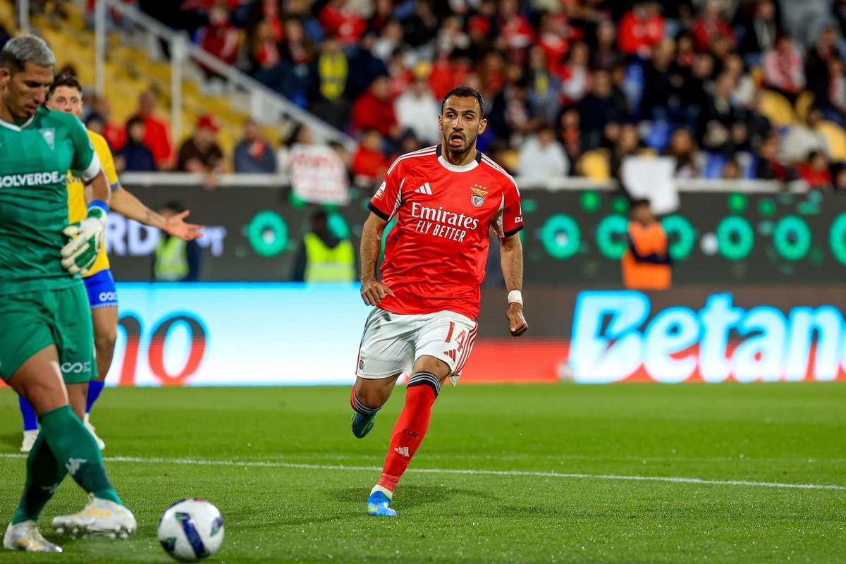 Besiktas apresenta proposta de 20 milhões de euros por Pavlidis