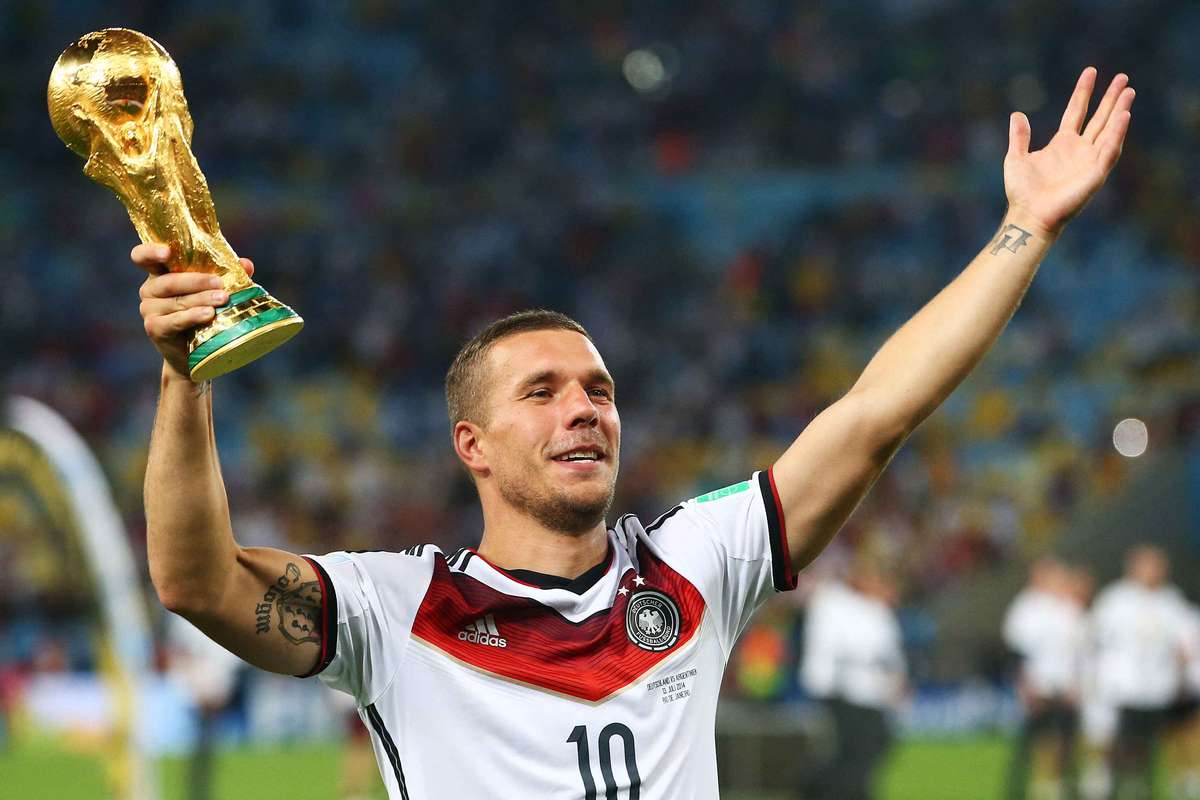 Podolski evoca 7-1 em conversa exclusiva: 'Daqui a meio século ainda se vai comentar'
