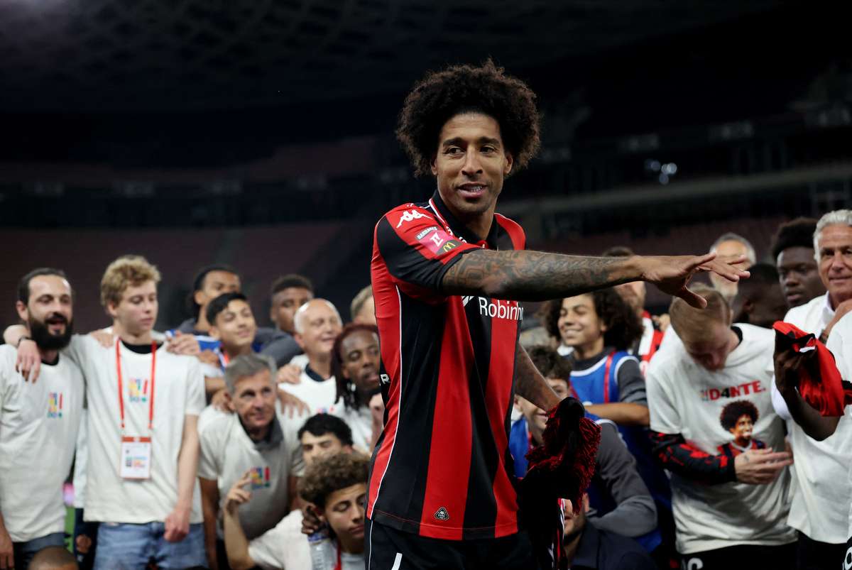 FC Bayern: Dante, die "Persönlichkeit", übernimmt die U23. "Ich freue mich unglaublich".