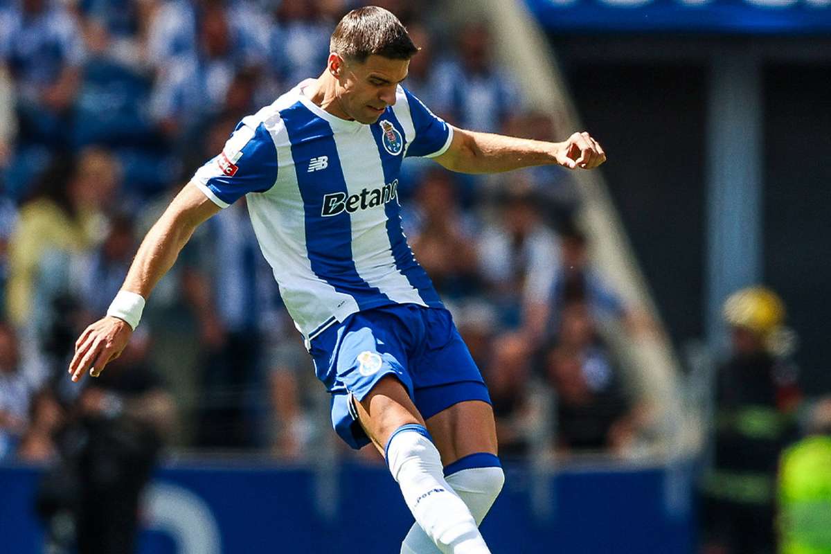 Lech Poznan anuncia cancelamento do jogo com o FC Porto na pré-época
