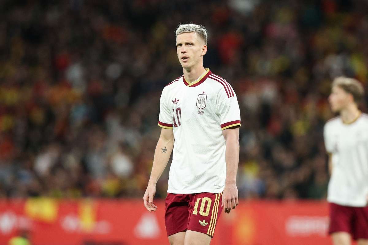Dani Olmo: "El dorsal 10 no ha provocado disputas internas, es una cuestión externa"