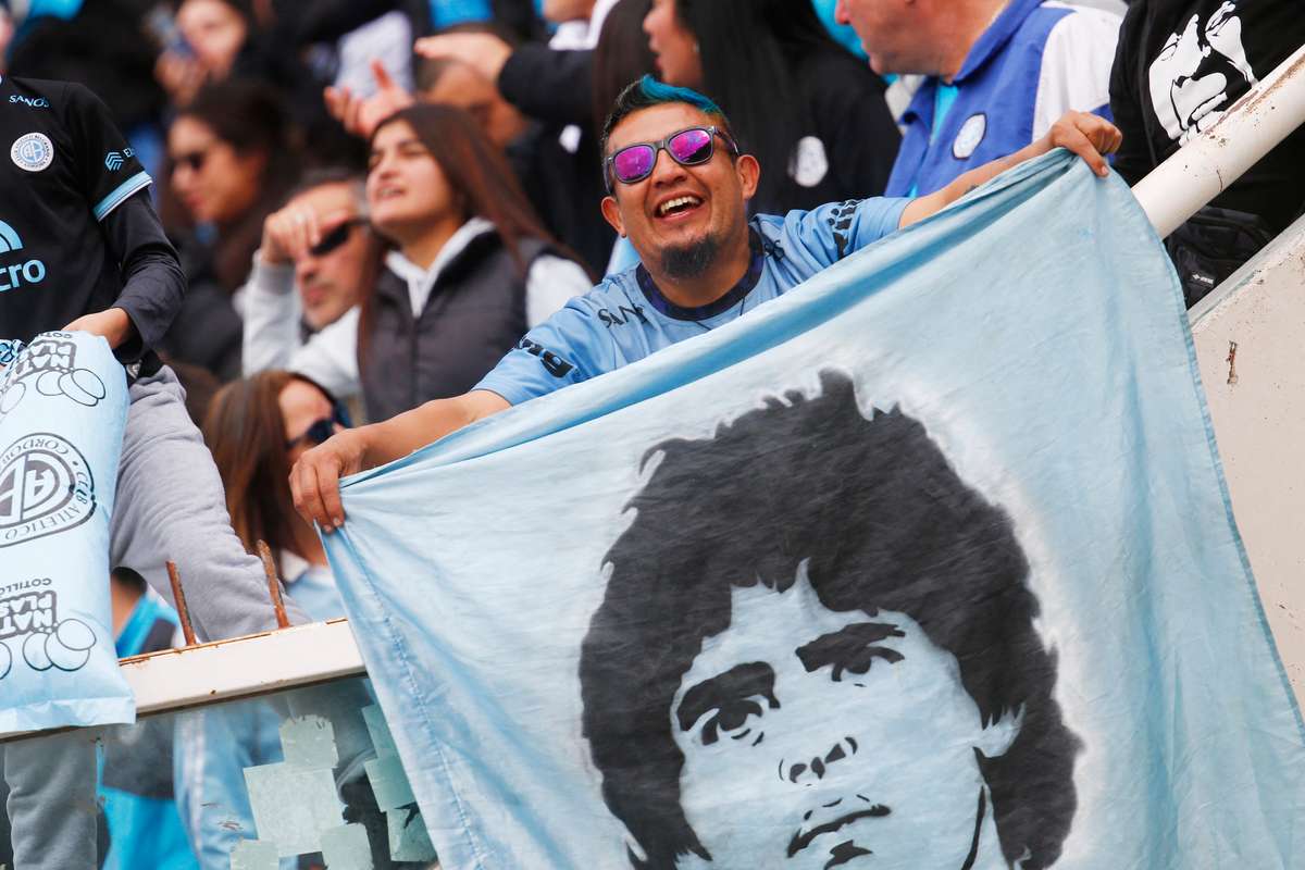 "Dans ces conditions, l'hospitalisation à domicile n'aurait jamais dû se faire", a-t-on entendu lors du procès Maradona