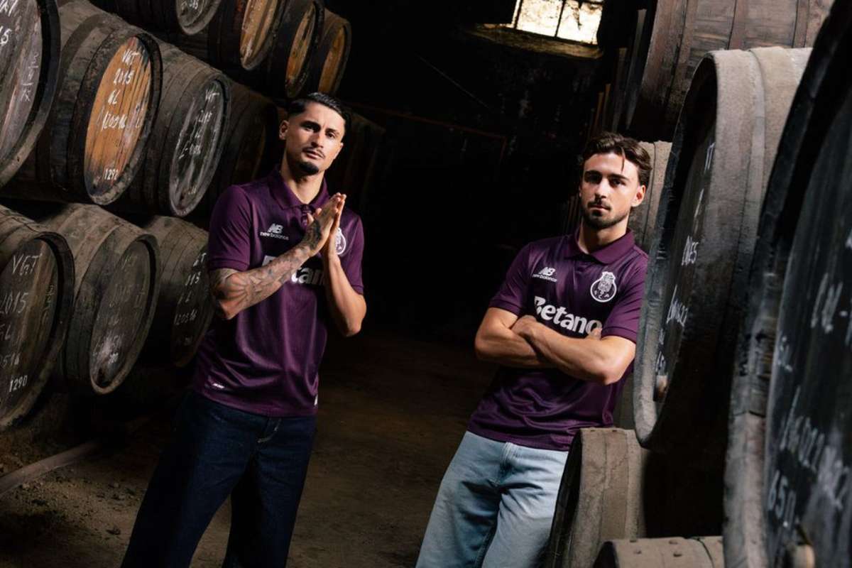 Le FC Porto dévoile son maillot extérieur pour la saison 2026-2027