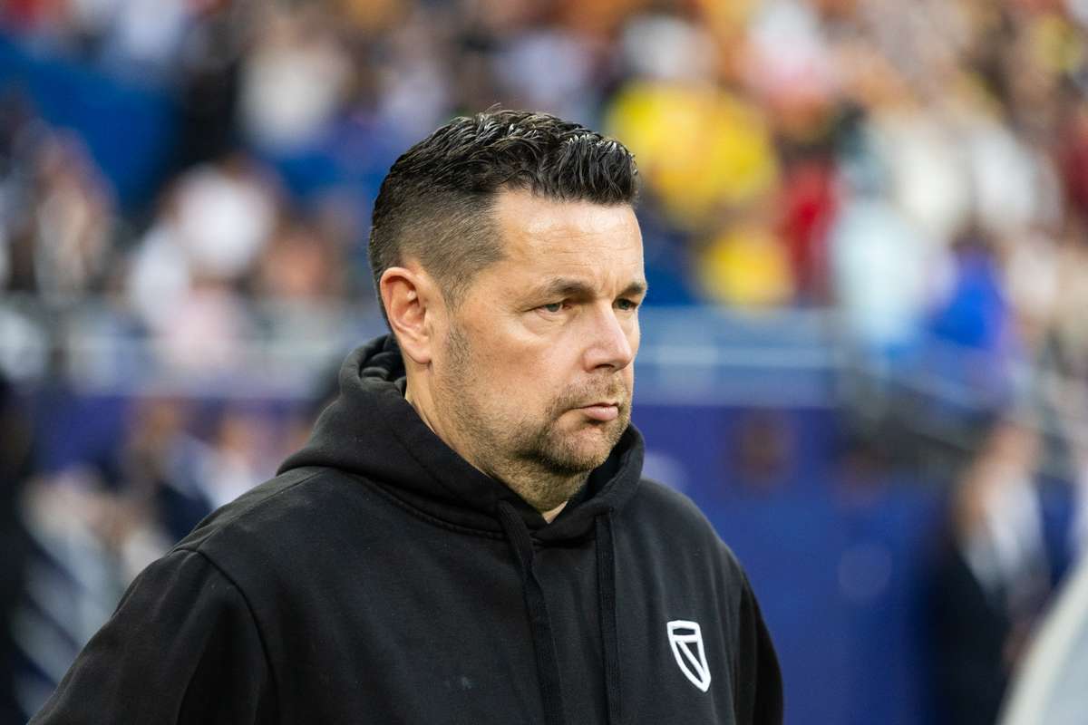 Pierre Sage s'apprête à quitter Lens, plusieurs clubs sur les rangs dont Crystal Palace