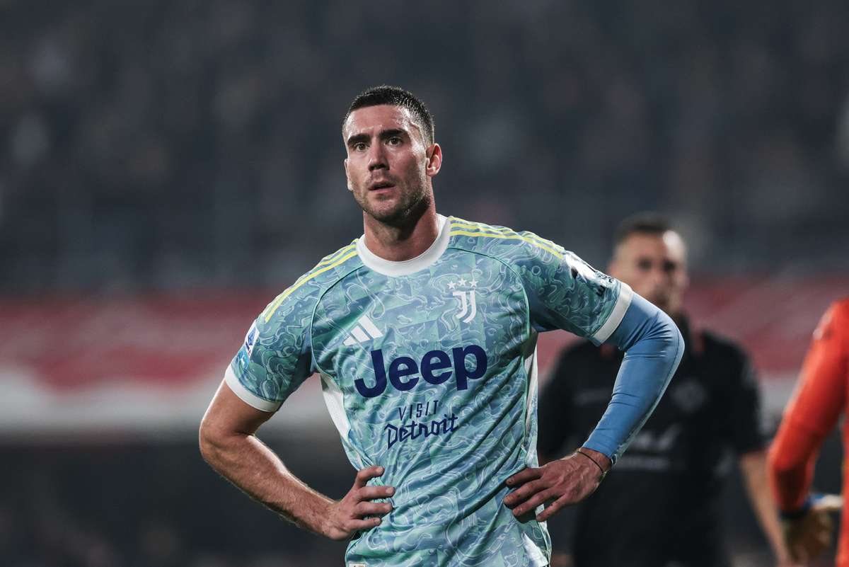 Vlahovic não chega a entendimento com a Juventus e sai a custo zero
