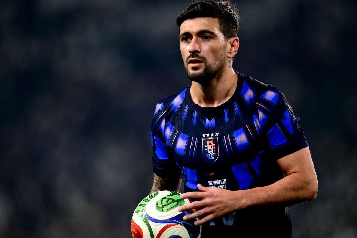 Arrascaeta permanece na seleção do Uruguai para o Mundial apesar de lesão confirmada