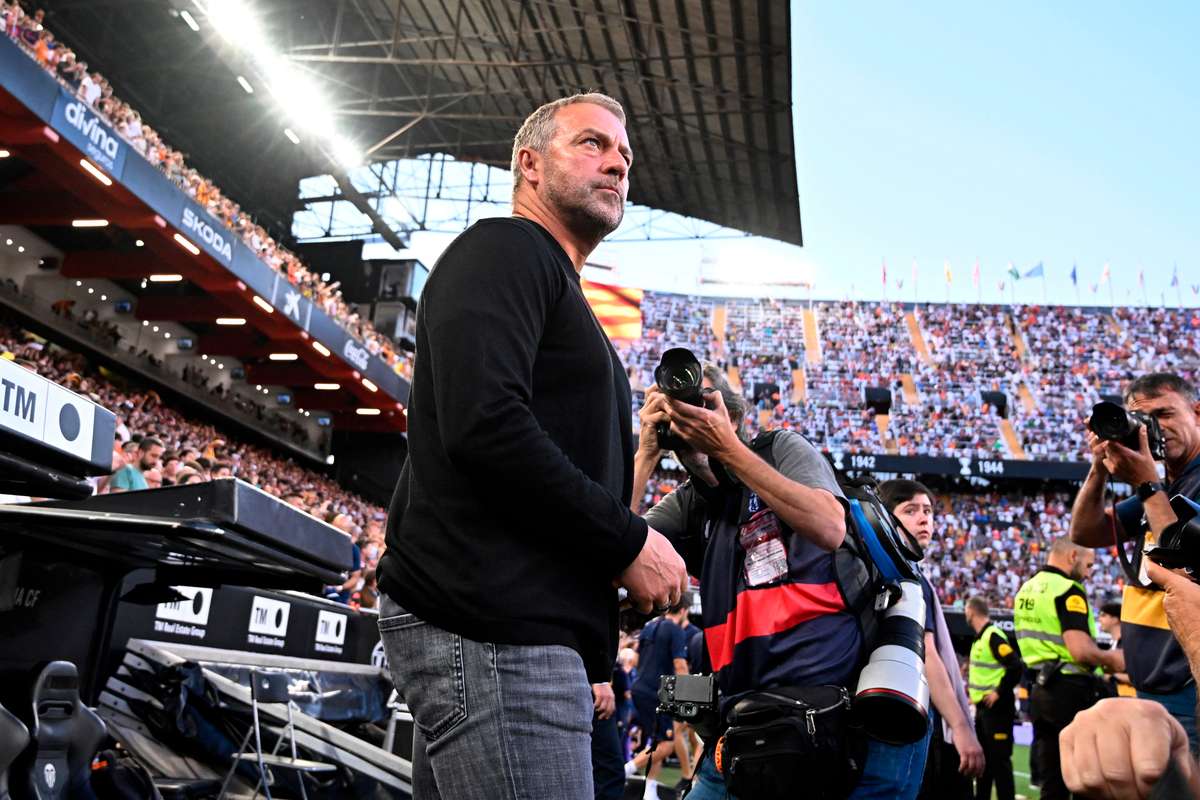 LaLiga: Hansi Flick eleito Melhor Treinador da temporada