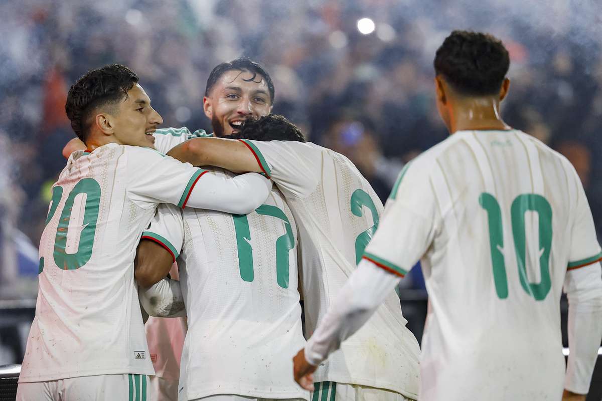 Holanda perde com Argélia e quebra longa série sem derrotas na despedida antes do Mundial