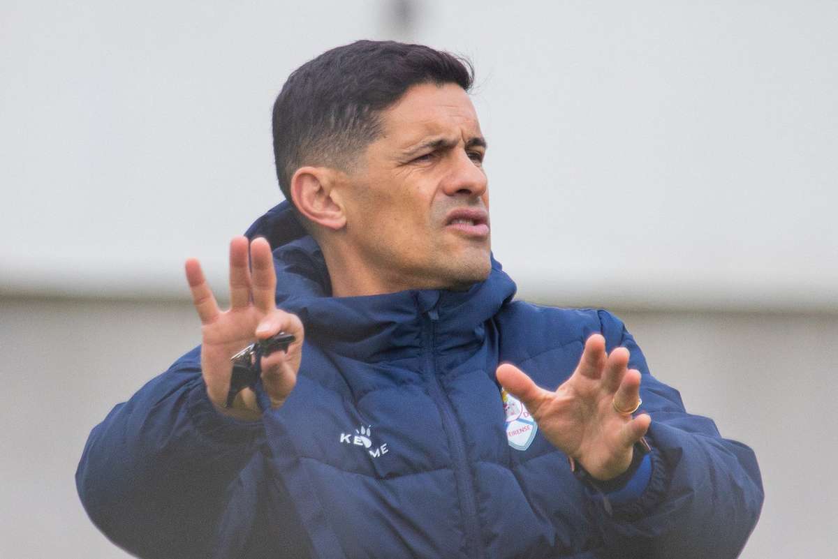 Confirmado: Ricardo Costa abandona a liderança técnica do Feirense e ruma ao Tondela