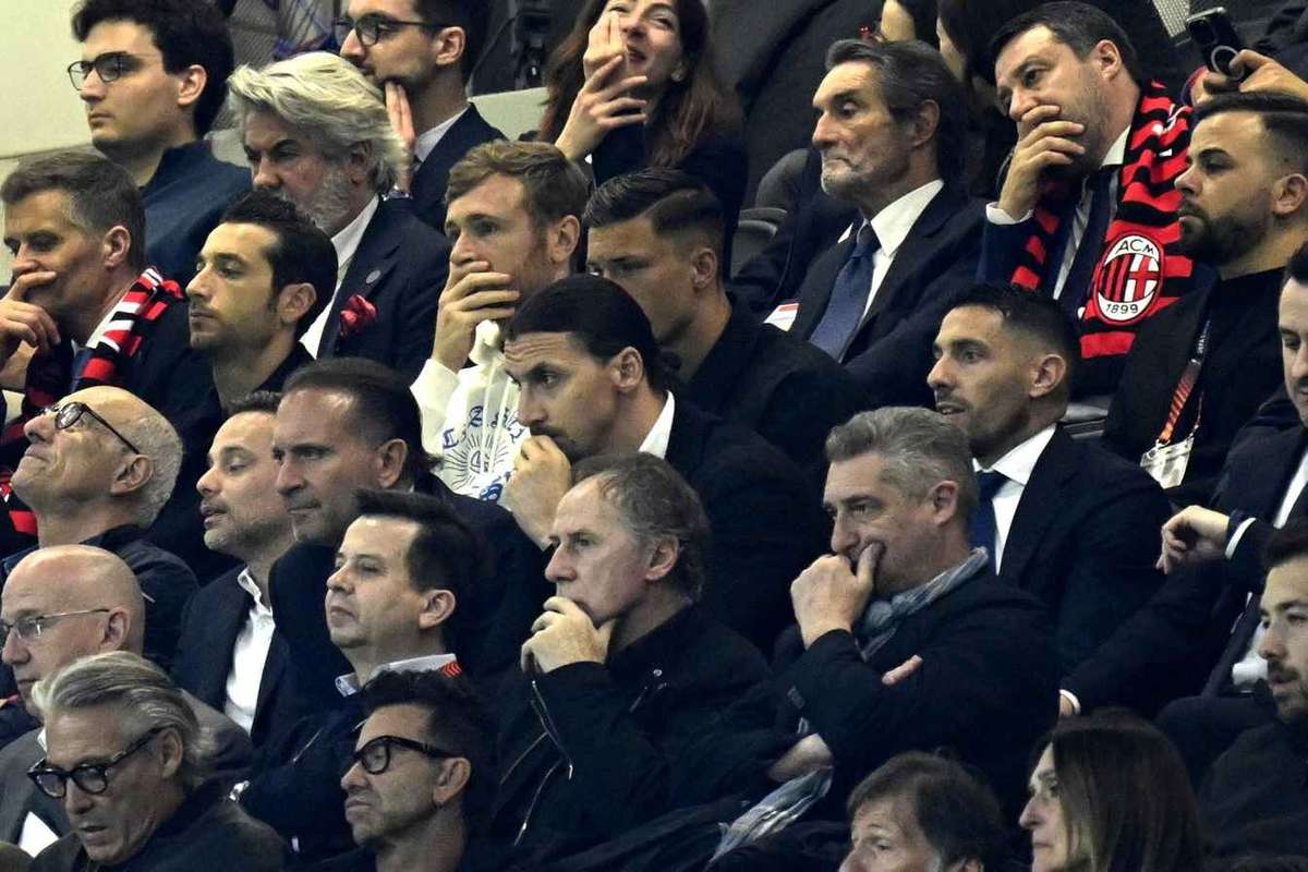 Caos em Milão: Glasner é o principal candidato, Rangnick pede tempo e o mercado está parado