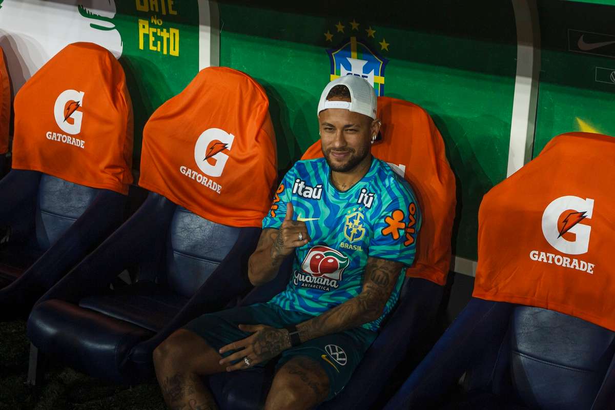 Neymar mist reis naar Cleveland met Brazilië terwijl hij herstelt voor WK