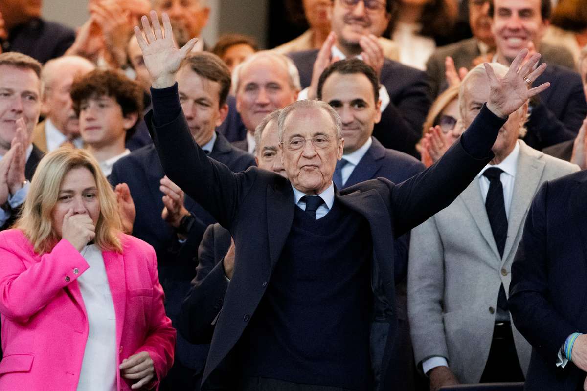Florentino aborda Mourinho, confirma Dumfries e promete "a maior transferência de sempre"